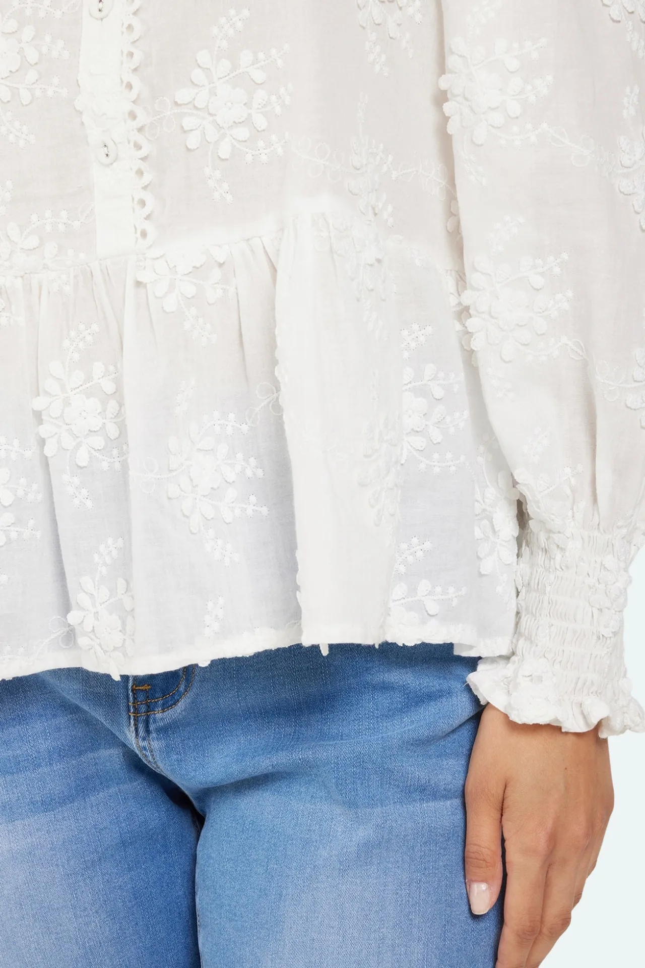 blouse__white_1.webp Blouse - White