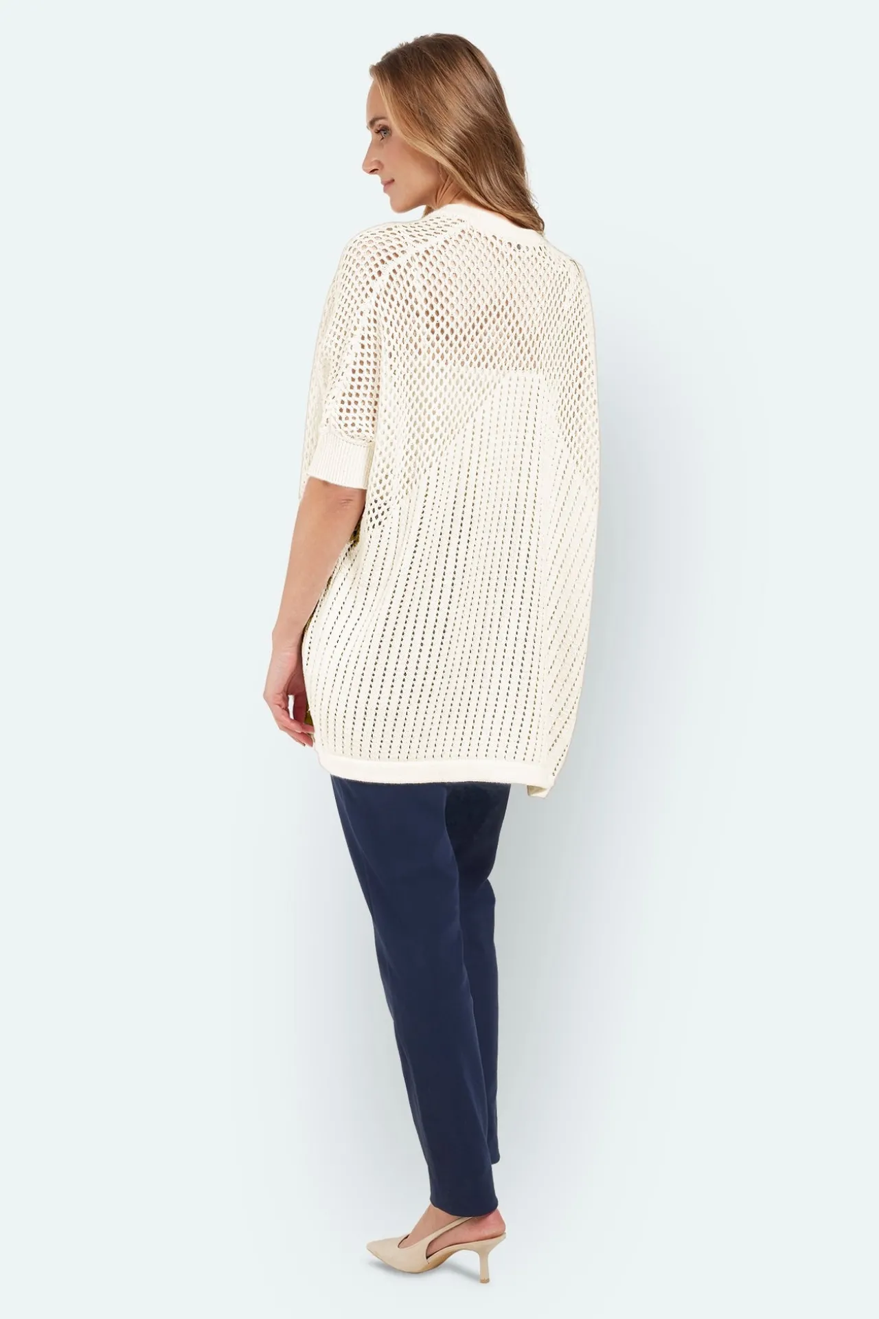 cardigan__rhvid___rmer_3.webp Cardigan - Råhvid - 3/4 ærmer