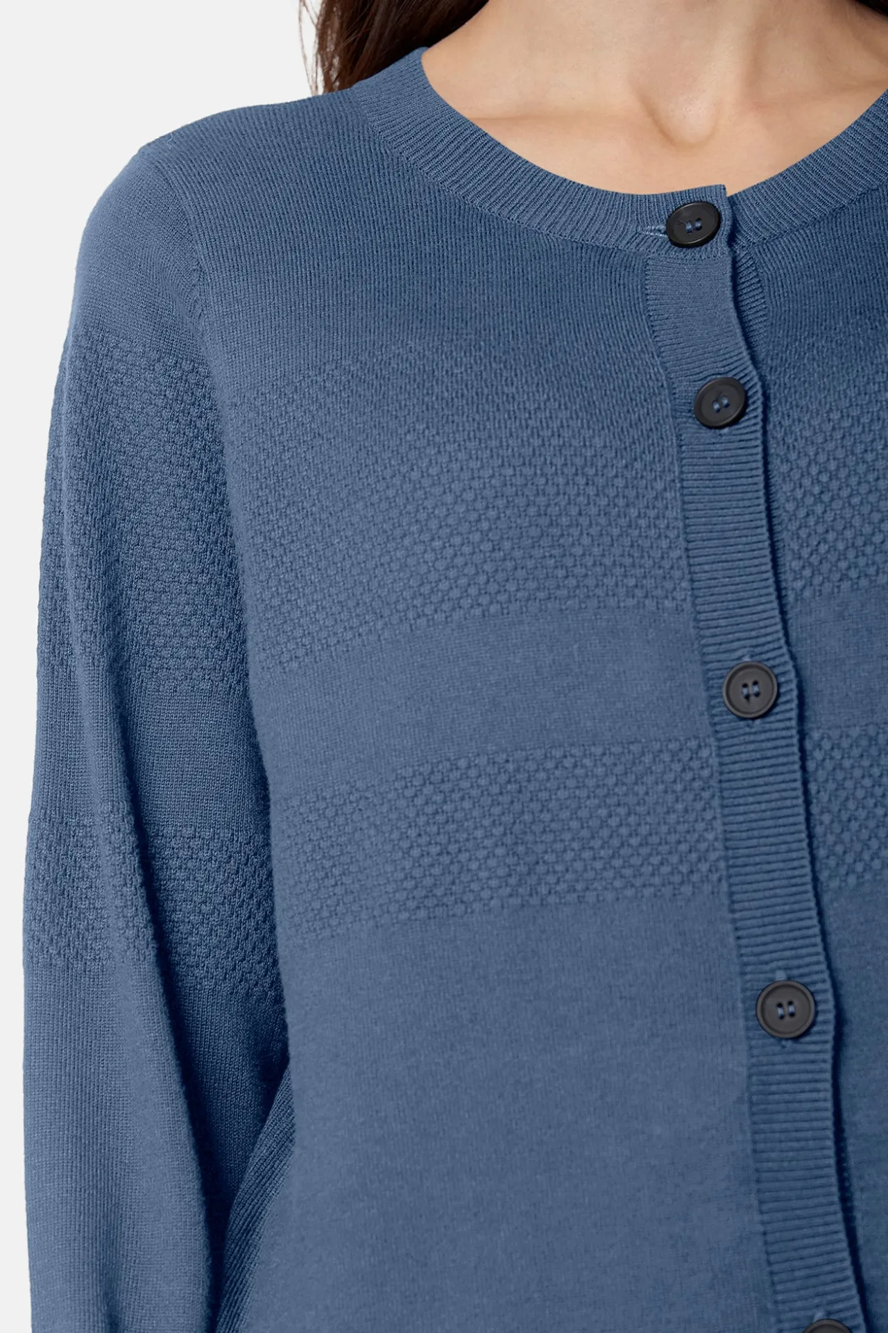 cardigan_ohals__blue_hori_1.webp Cardigan O-hals - Blue Horizon Melange