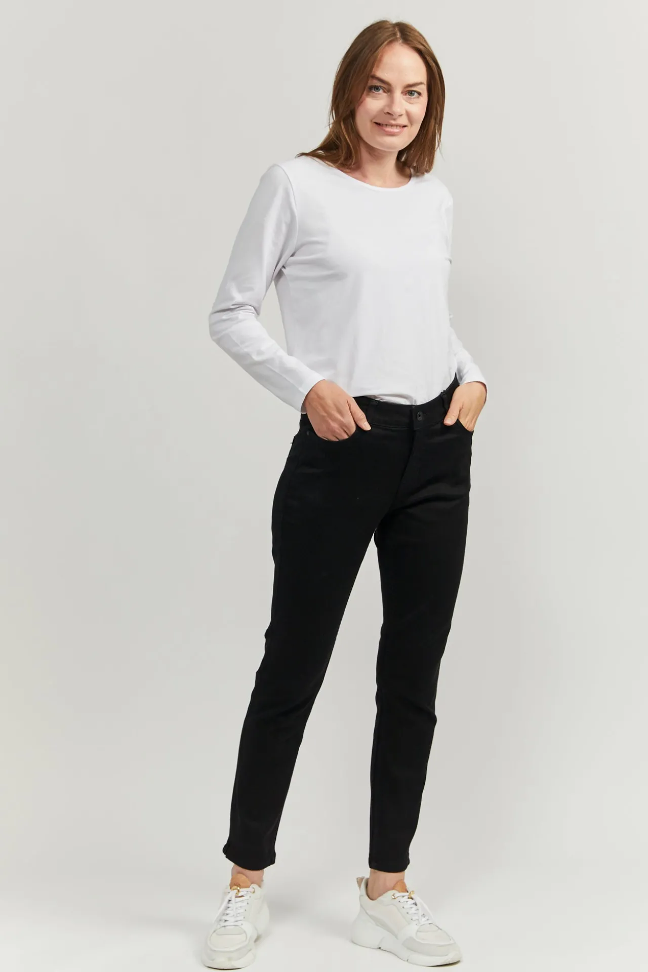 jane_bukser___black_tone__2.webp Jane Bukser 7/8 - Black tone in tone