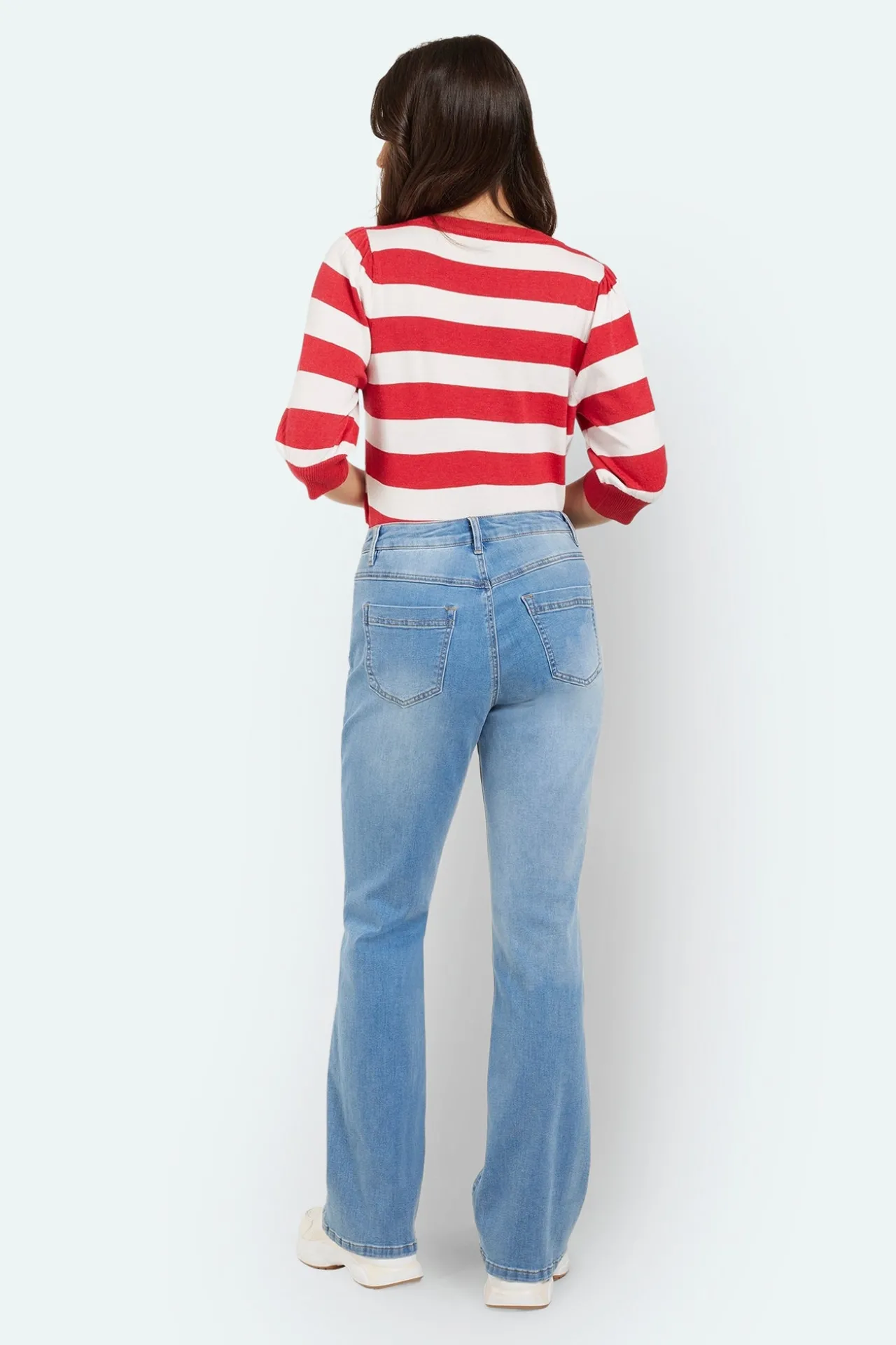 jane_jeans_med_vidde_ben__3.webp Jane Jeans Med Vidde Ben - Lys Blå Denim