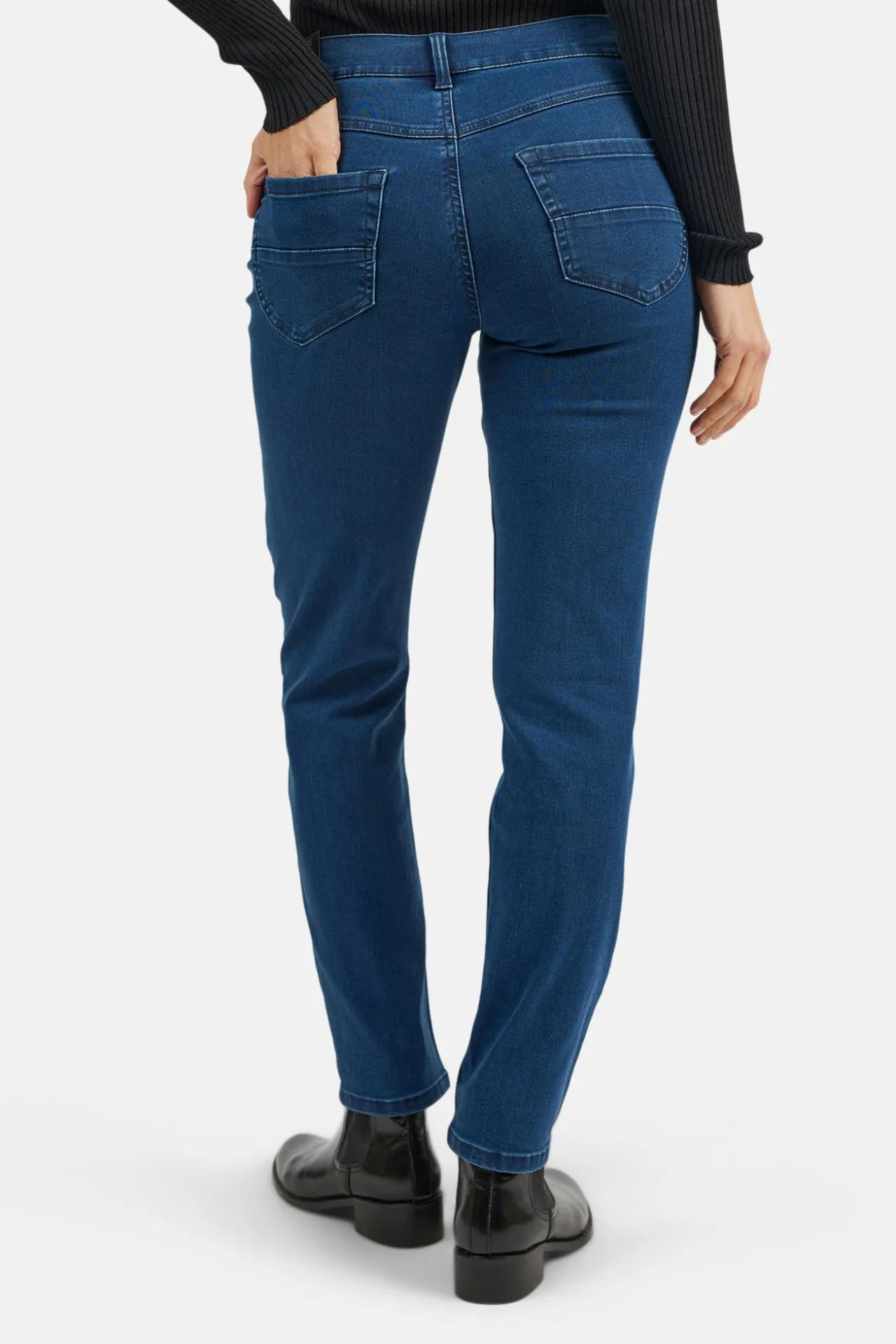 jeans_joyce__smalle_ben___1.webp Jeans Joyce - Smalle ben - Mørk blå