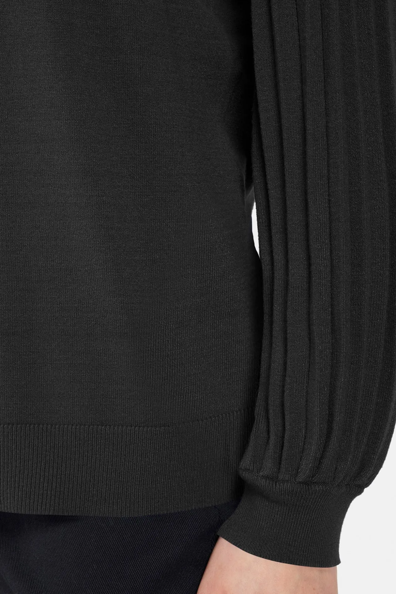 pullover__black_2-14.webp Pullover - Black