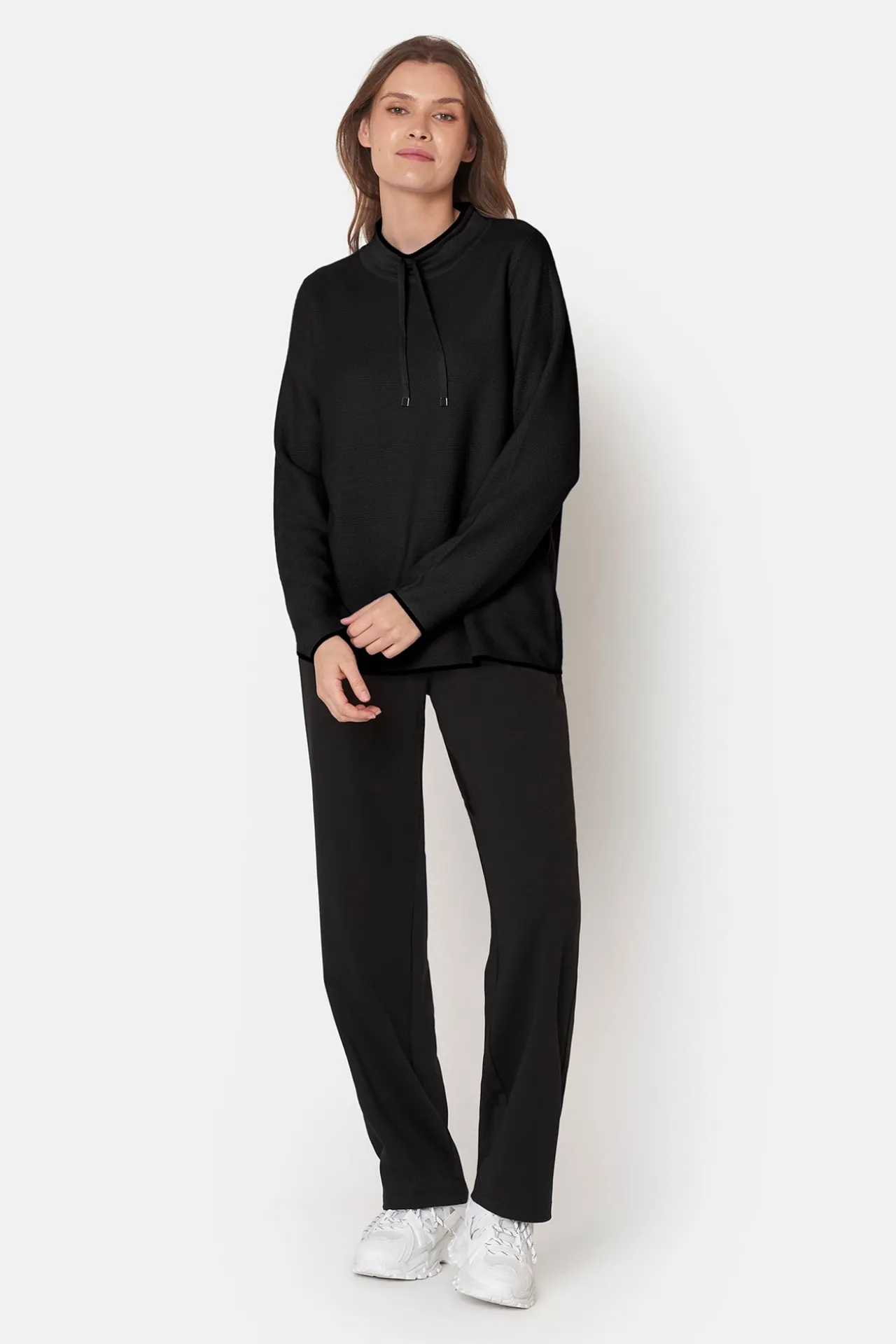 pullover__sort_3-1.webp Pullover - Sort