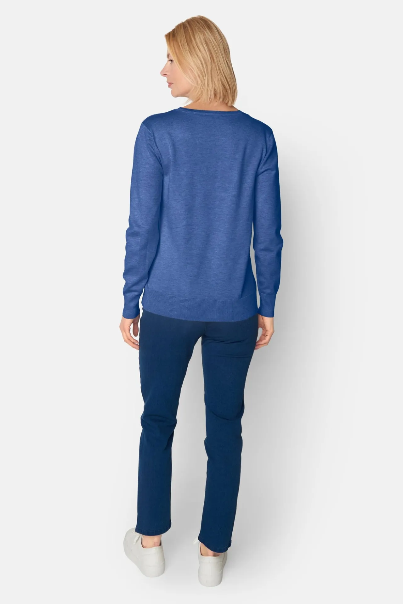 pullover_med_vhals__blue_3.webp Pullover Med V-hals - Blue