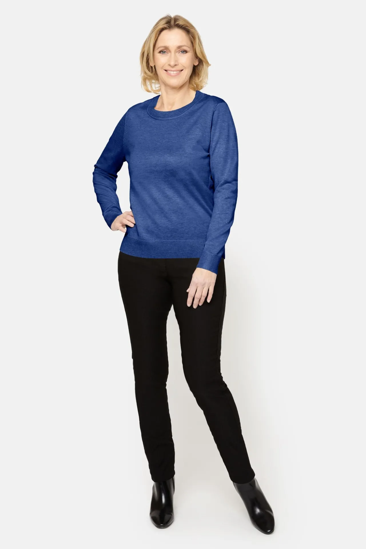 pullover_ohals__bl_3.webp Pullover O-hals - Blå