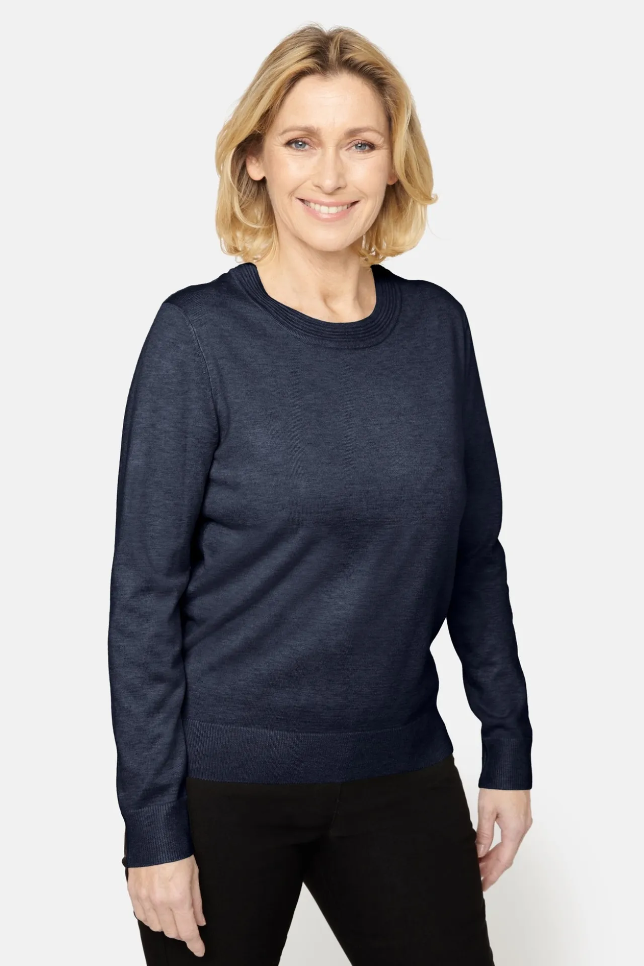 pullover_ohals__midnight__0.webp Pullover O-hals - Midnight Blue