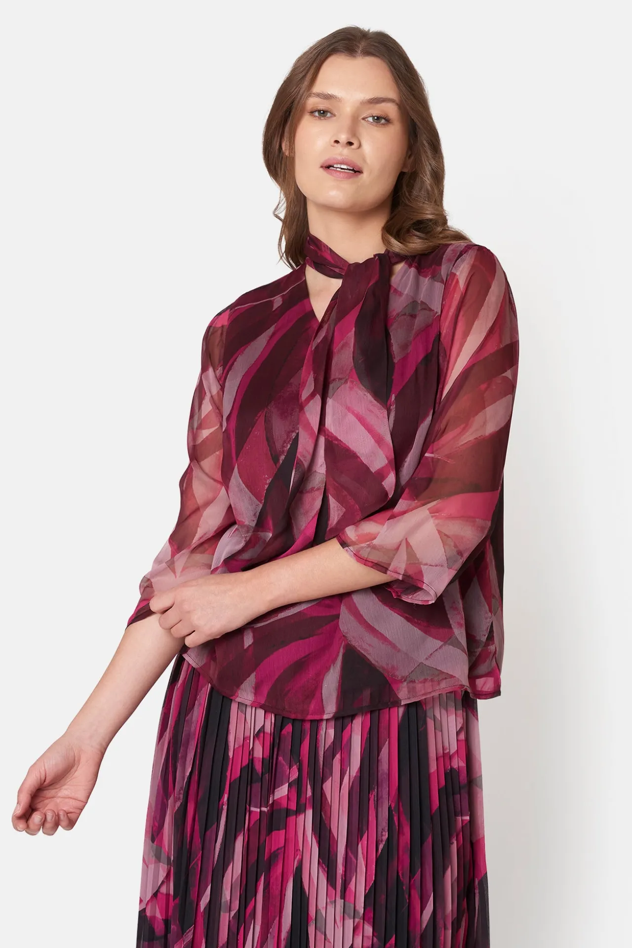 rmet_bluse__fuchsia_red_0.webp 3/4 ærmet Bluse - Fuchsia Red