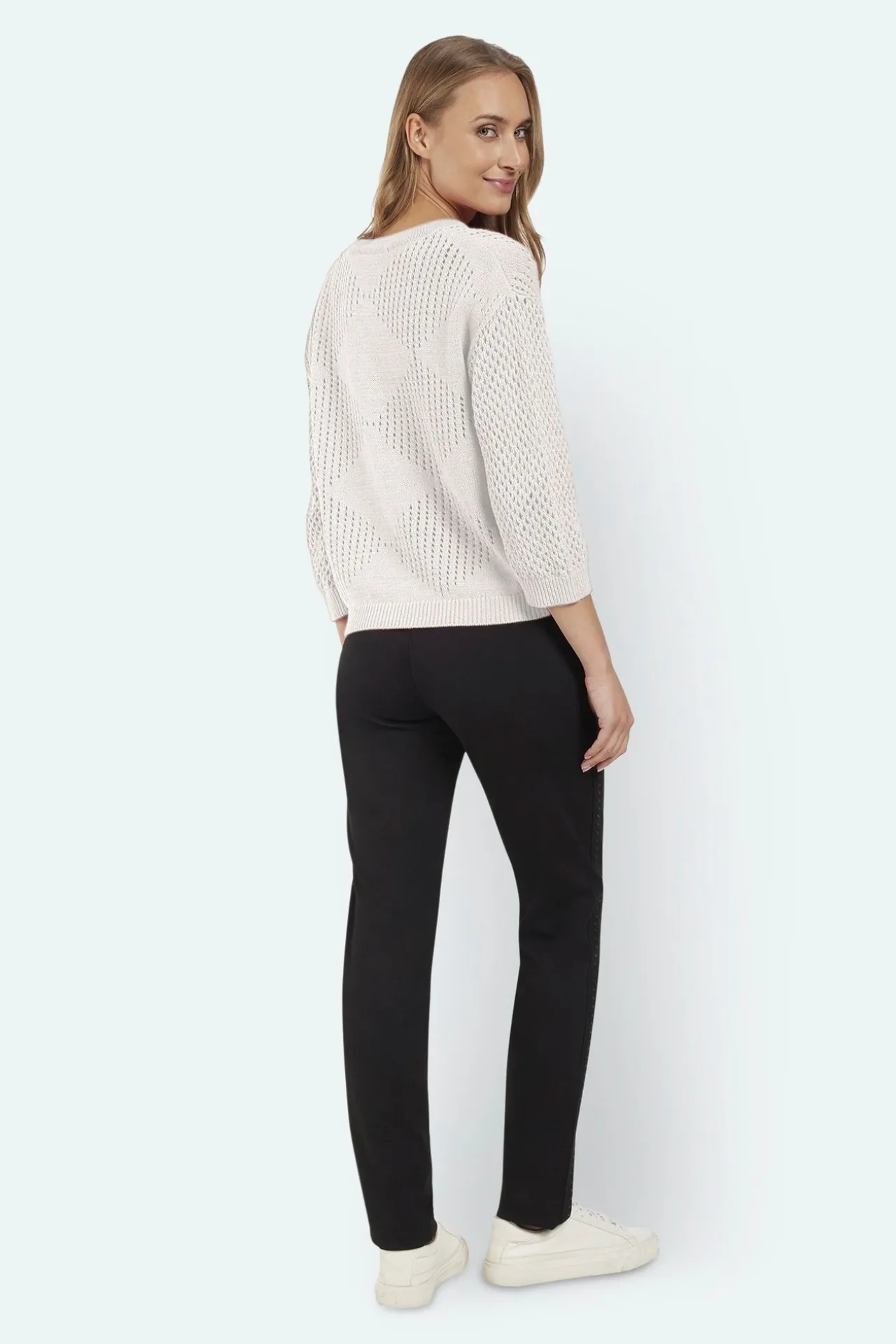 sleeve_pullover__off_whi_3.webp 3/4 Sleeve Pullover - Off White