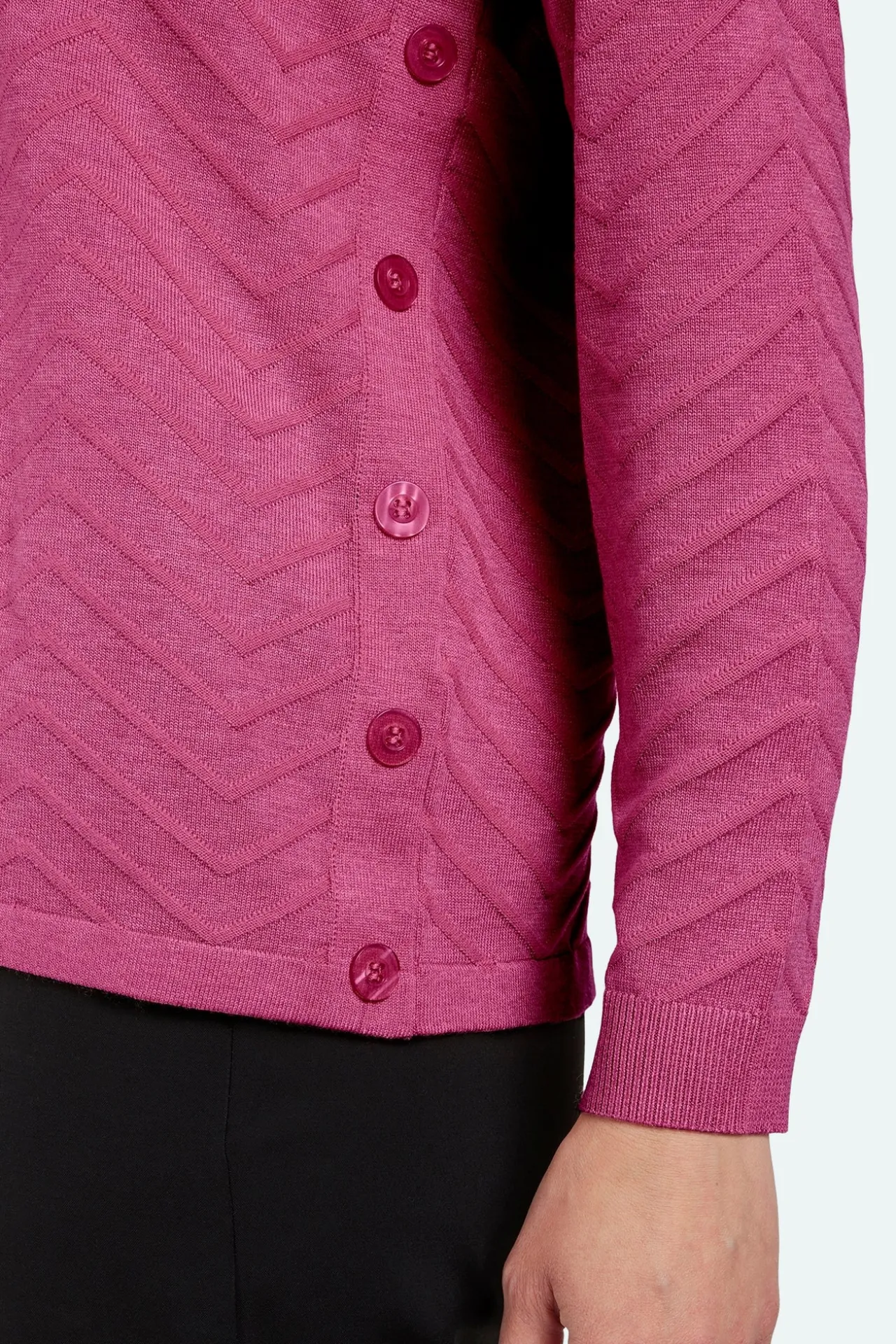 striktrje__mrk_pink_1.webp Striktrøje - Mørk Pink