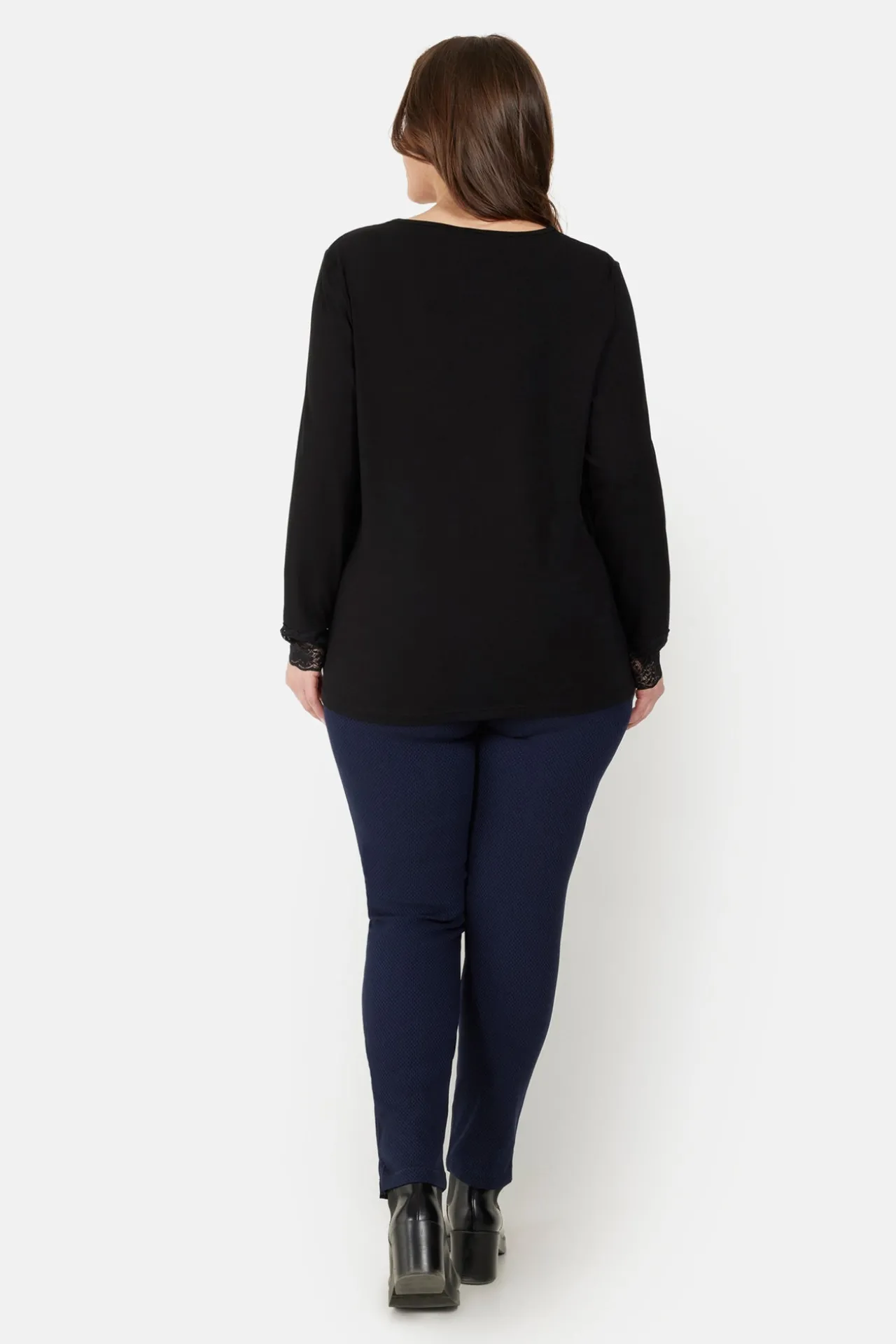 tshirt__black_3.webp T-shirt - Black
