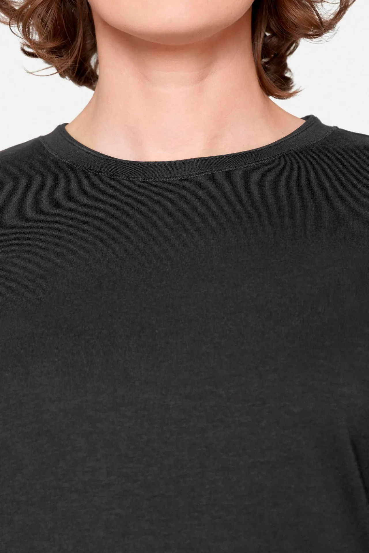 tshirt__sort_1-12.webp T-shirt - Sort