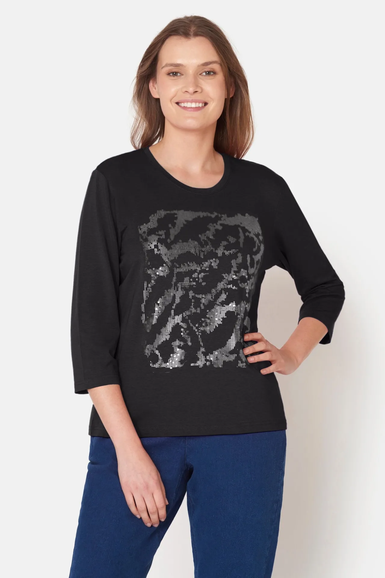 tshirt_med__rmer__black_0-1.webp T-shirt Med 3/4 ærmer - Black