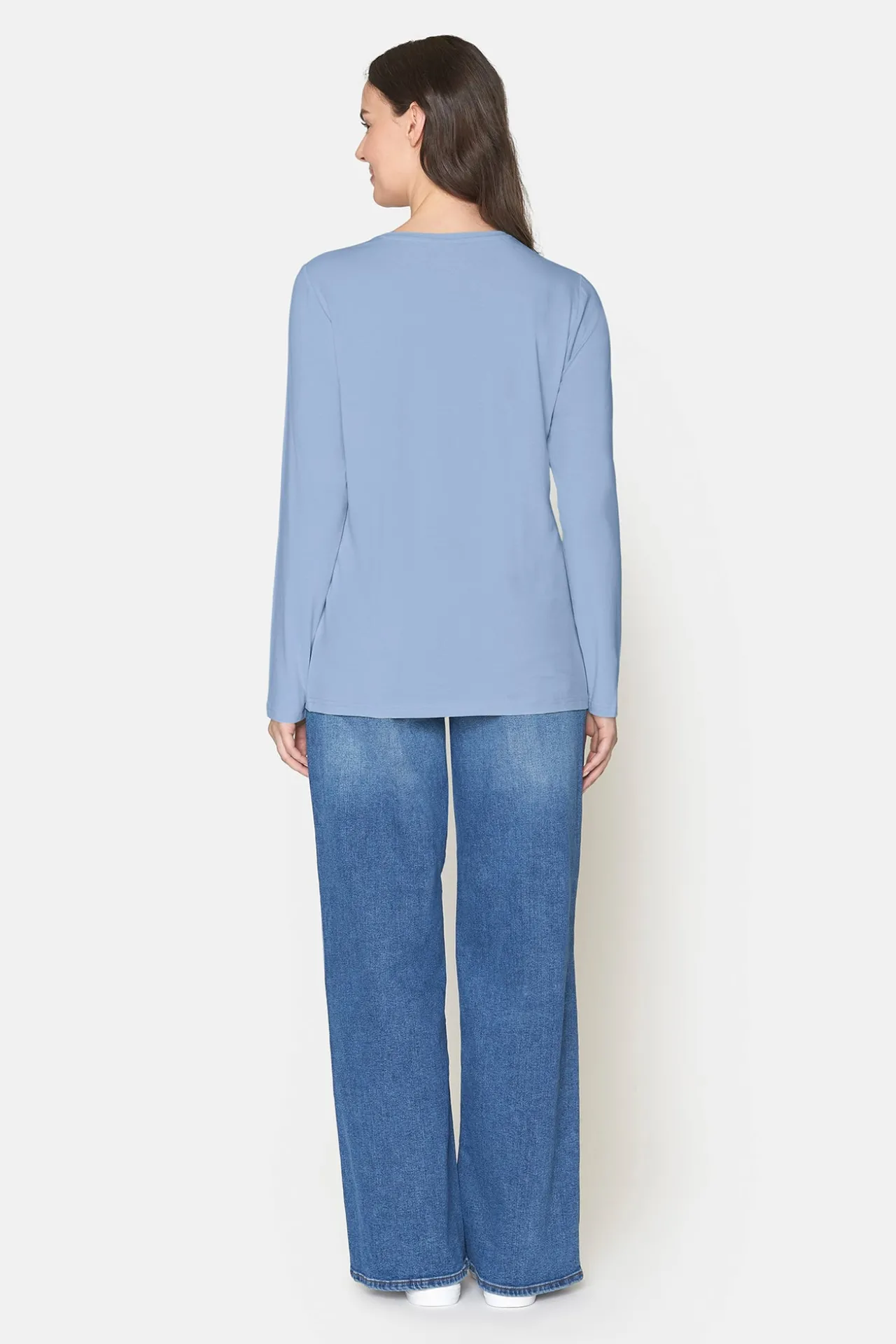 tshirt_med_rund_hals__cha_3.webp T-shirt Med Rund Hals - Chambray Blue