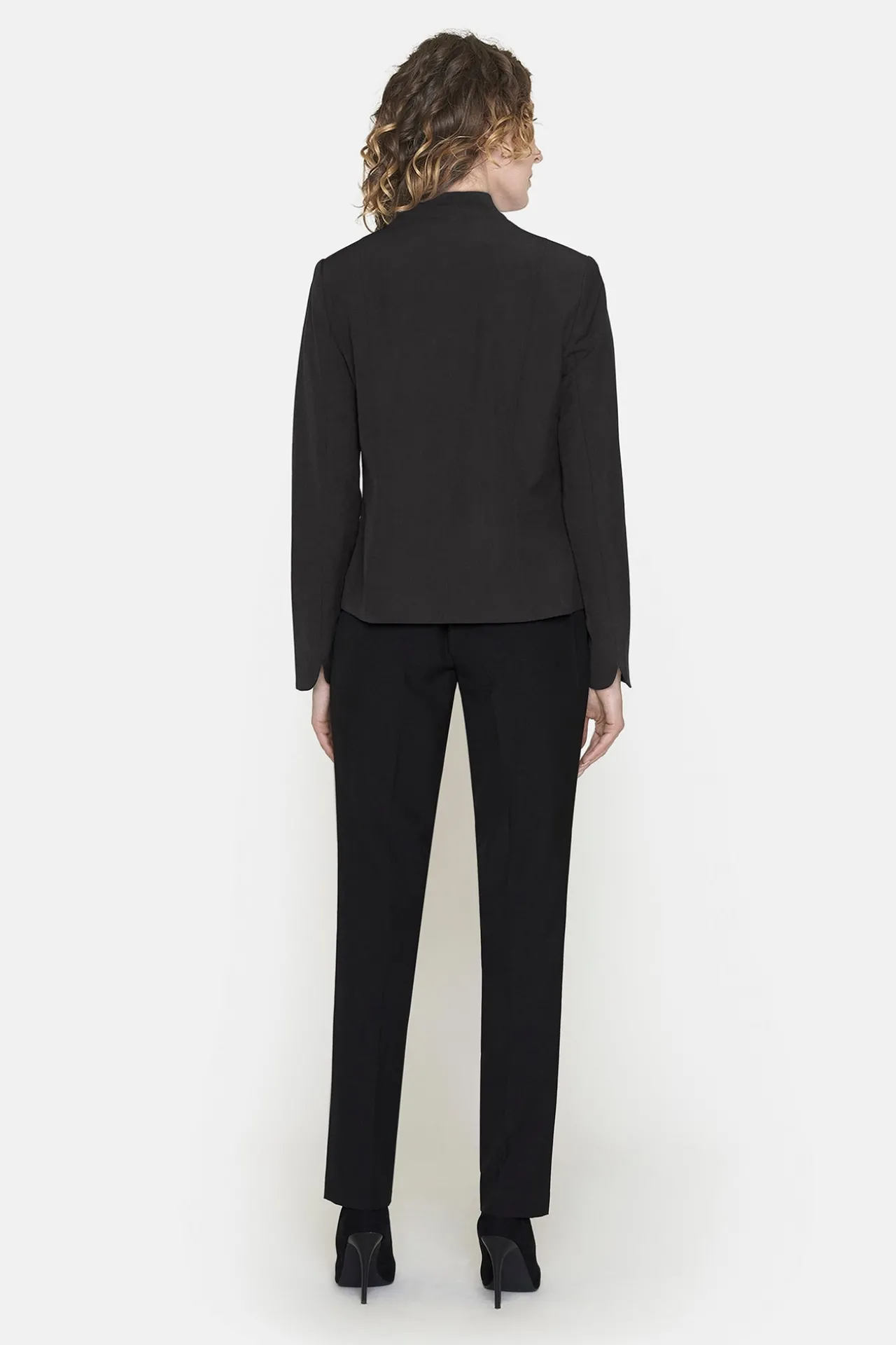 blazer_med_lynls__sort_2.webp Blazer Med Lynlås - Sort
