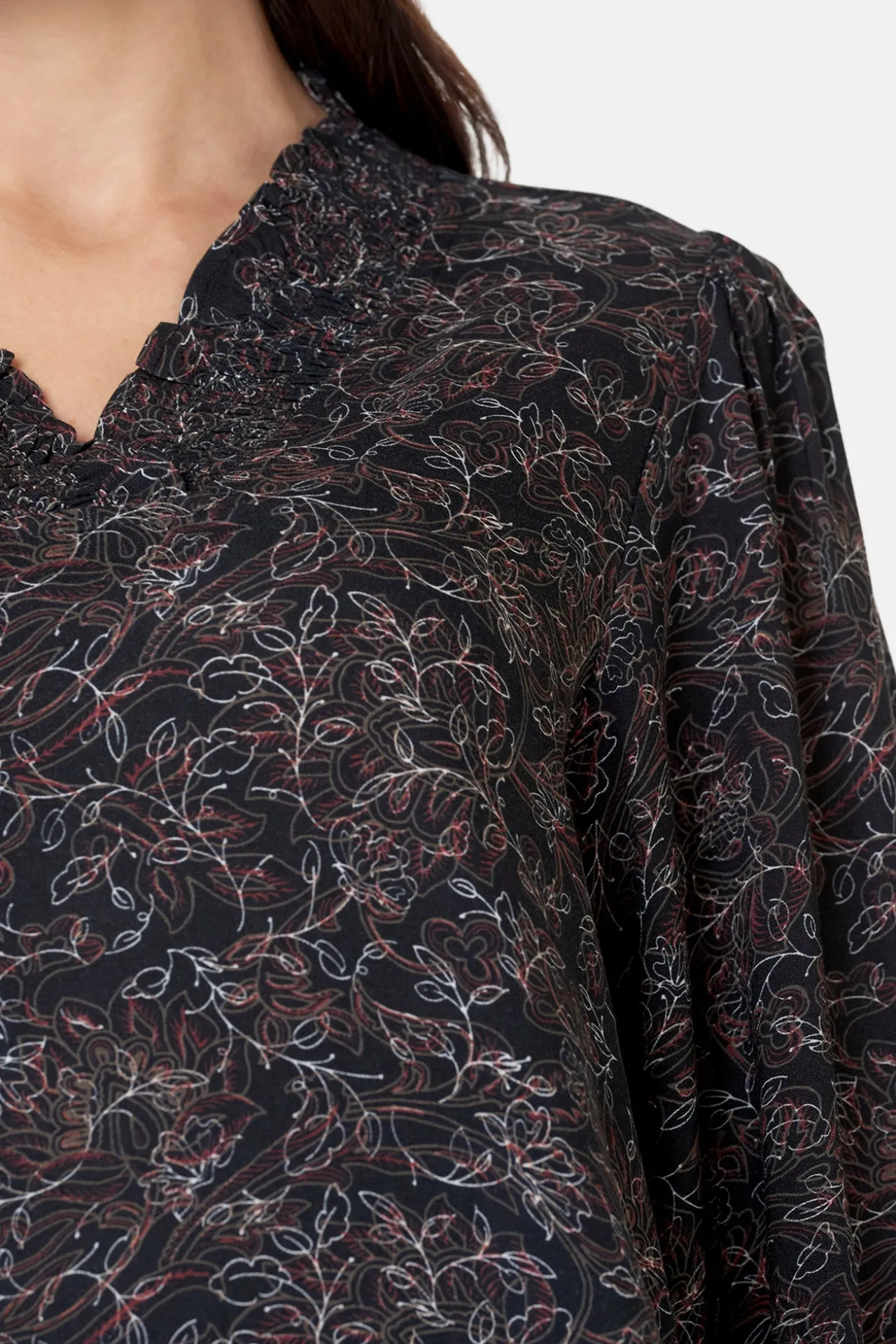 bluse__sort_mix_1-2.webp Bluse - Sort mix