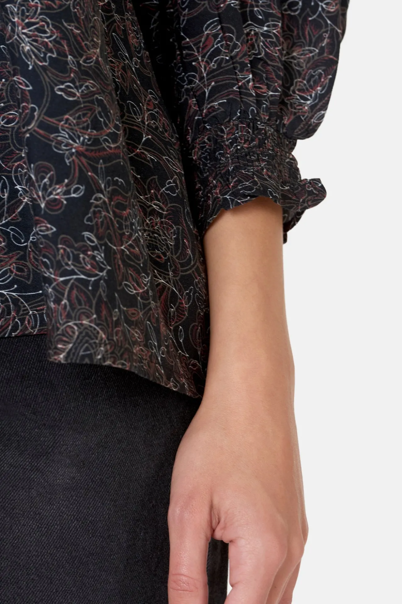 bluse__sort_mix_2-2.webp Bluse - Sort mix