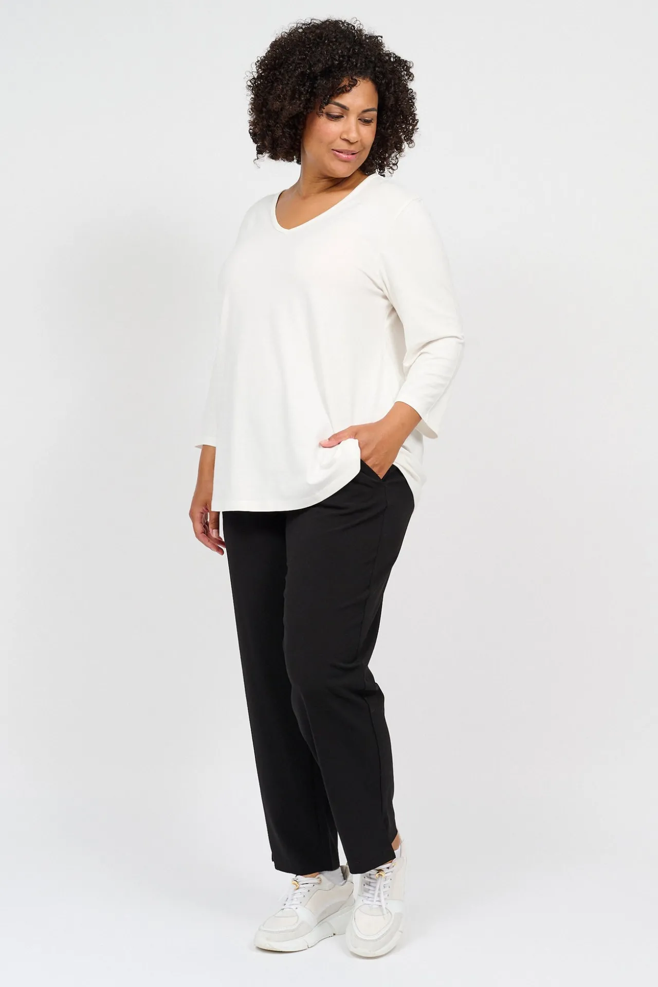 bukser__regular_fit__sort_2.webp Bukser 7/8 Regular Fit - Sort