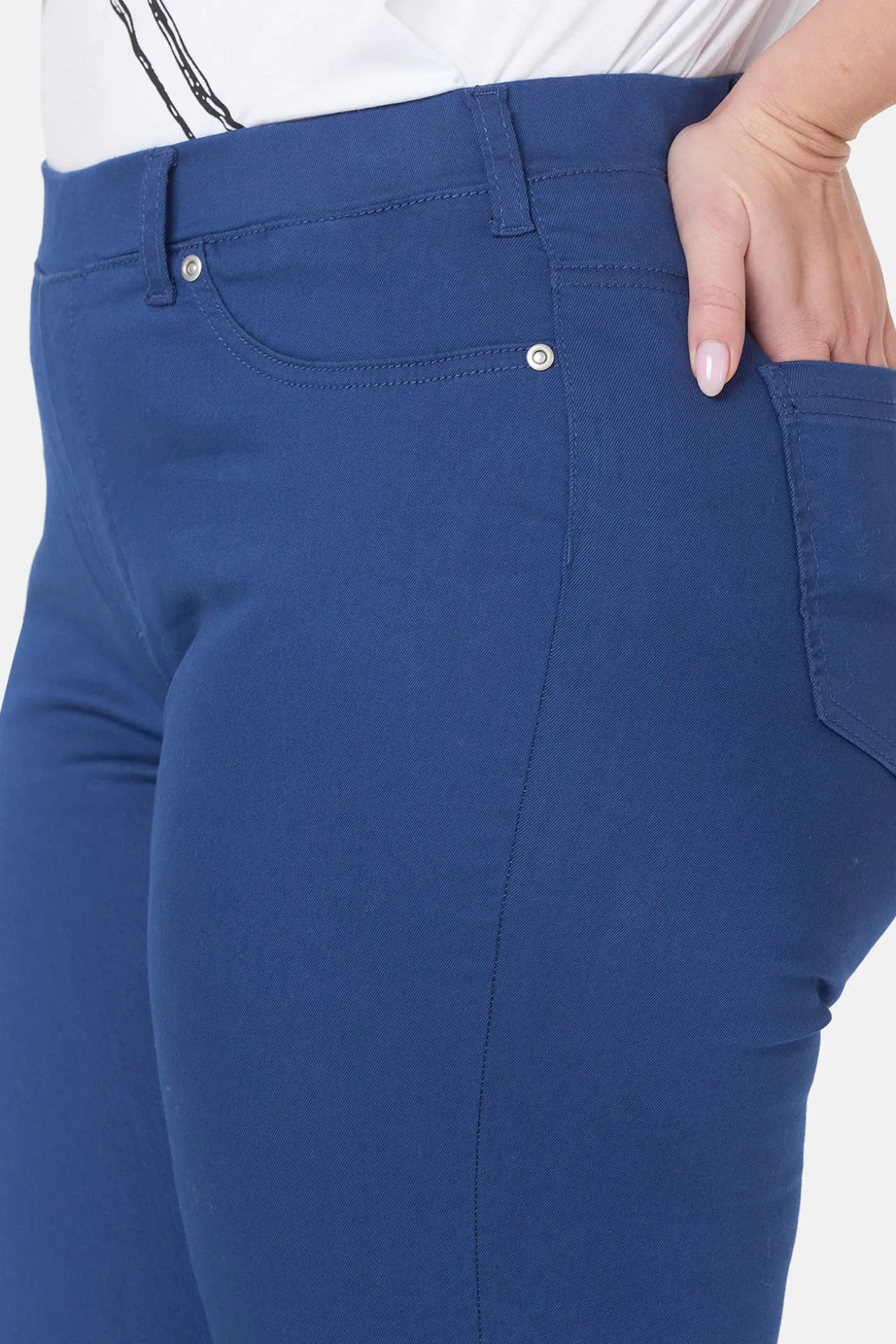 bukser_sofia_slit_fit__e_3.webp 7/8 Bukser, Sofia, Slit Fit - Estate Blue
