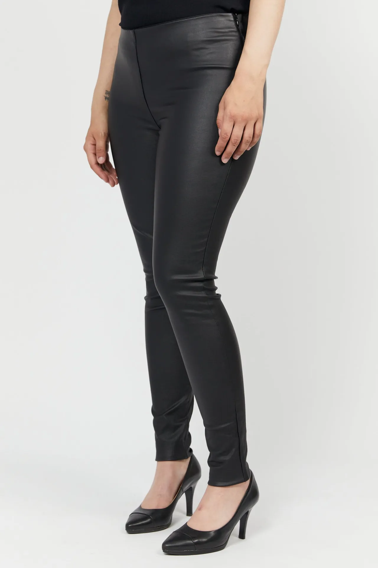 coated_leggings__sort_0.webp Coated Leggings - Sort
