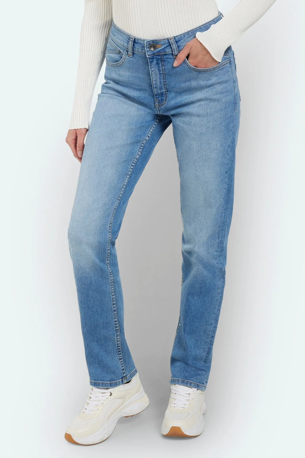 jeans__lys_bl_denim__lige_0.webp Jeans - Lys Blå Denim - Lige ben