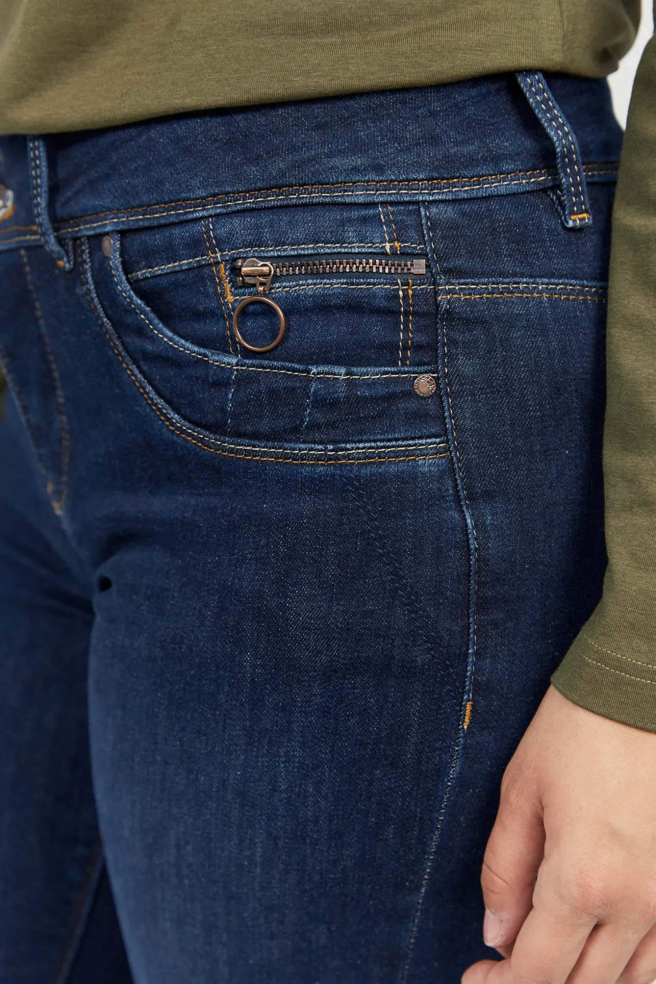 jeans_hannah_straight_leg_3.webp Jeans Hannah Straight Legs - Dark Blue