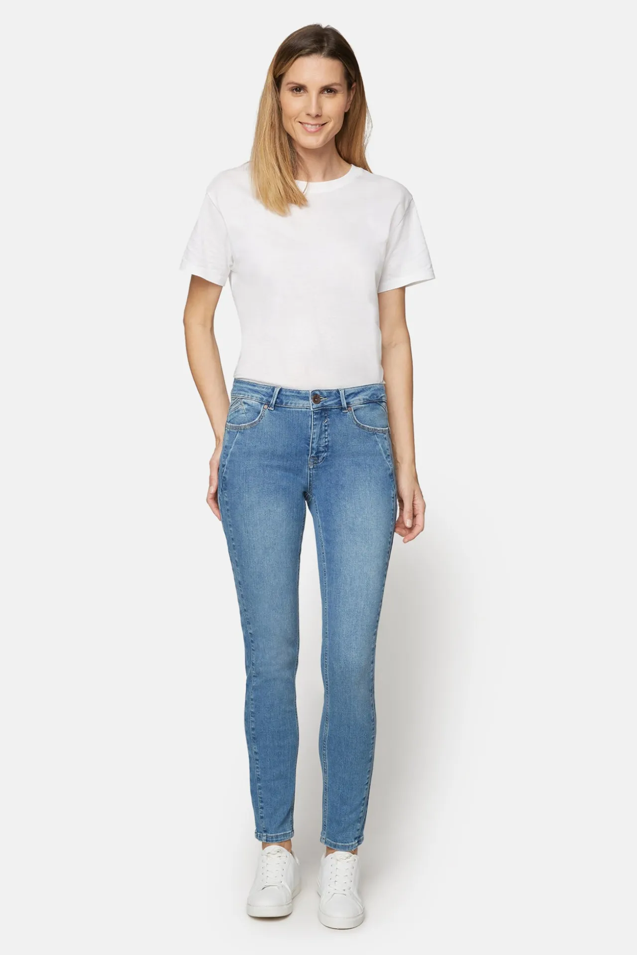 jeans_maggie_narrow_legs__3-1.webp Jeans Maggie Narrow Legs - Light Blue Denim