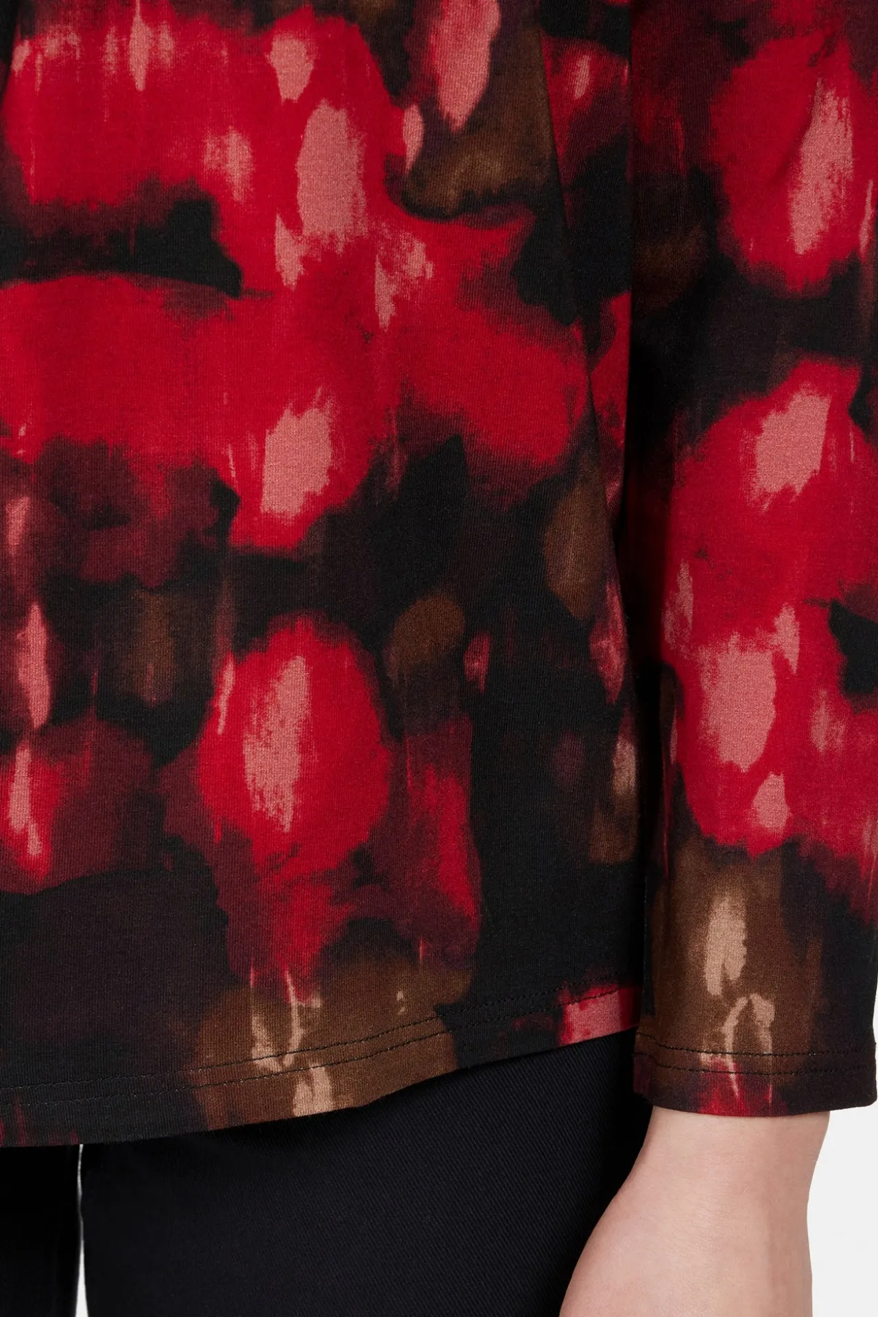 tshirt__berry_red_2-3.webp T-shirt - Berry Red
