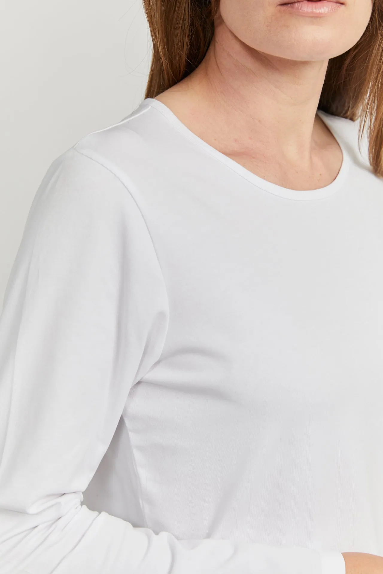 tshirt_langrmet__hvid_3.webp T-shirt Langærmet - Hvid