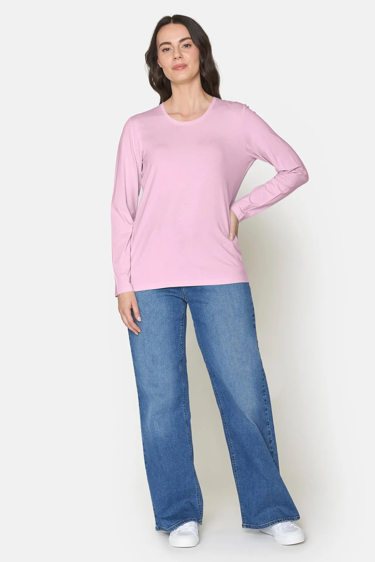 tshirt_med_rund_hals__pin_2.webp T-shirt Med Rund Hals - Pink Lady