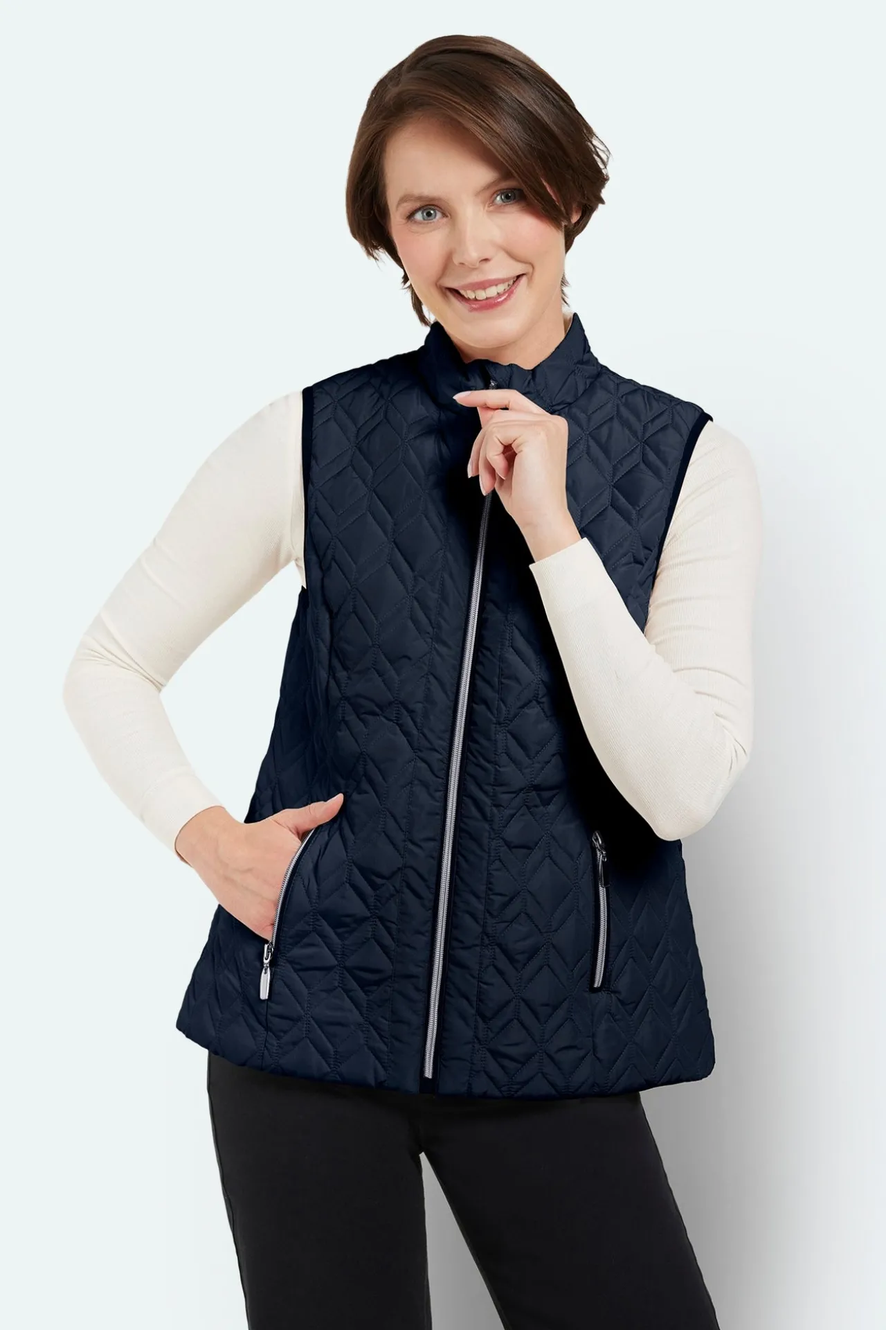 vest__navy__quiltet_0.webp Vest - Navy - Quiltet